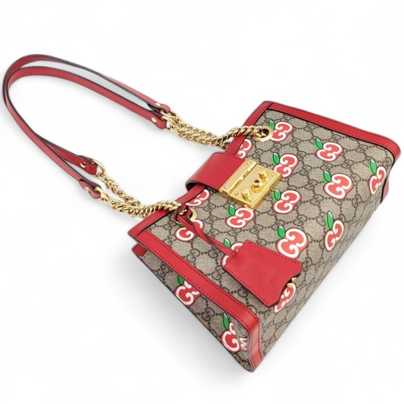 ✨️Authentic Limited Edition Gucci Small Padlock GG Supreme Red Apple Bag - Picture 3 of 16